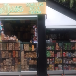 Isla 206 – Piso 2 | Centro Comercial Avenida