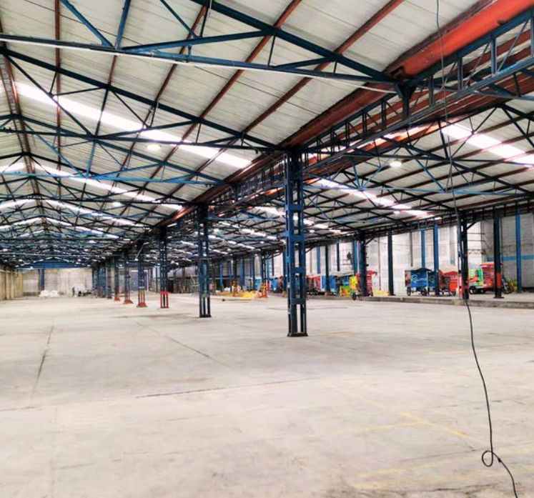 Locales 301–307 Zona Industrial Puente Aranda | Induacero